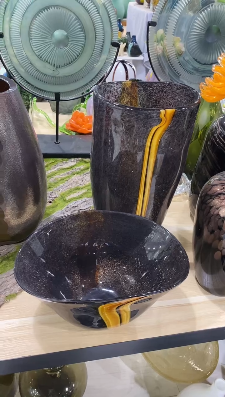 钢****?慕忆家手作琉璃花瓶一对