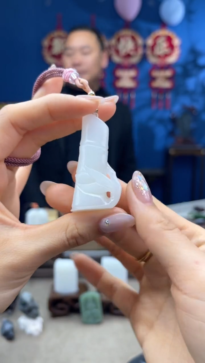 【闪购商品】和田玉颈饰未镶嵌1