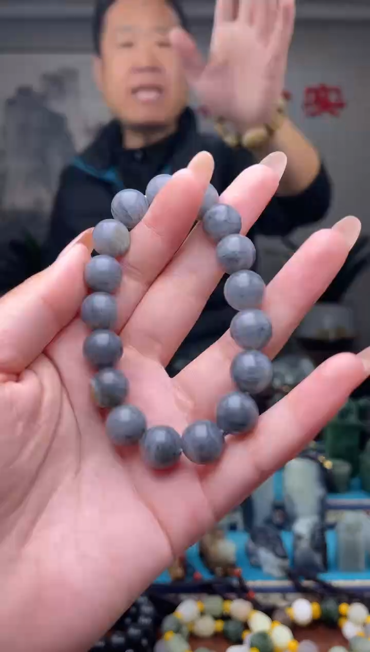 未镶嵌和田玉挂件1