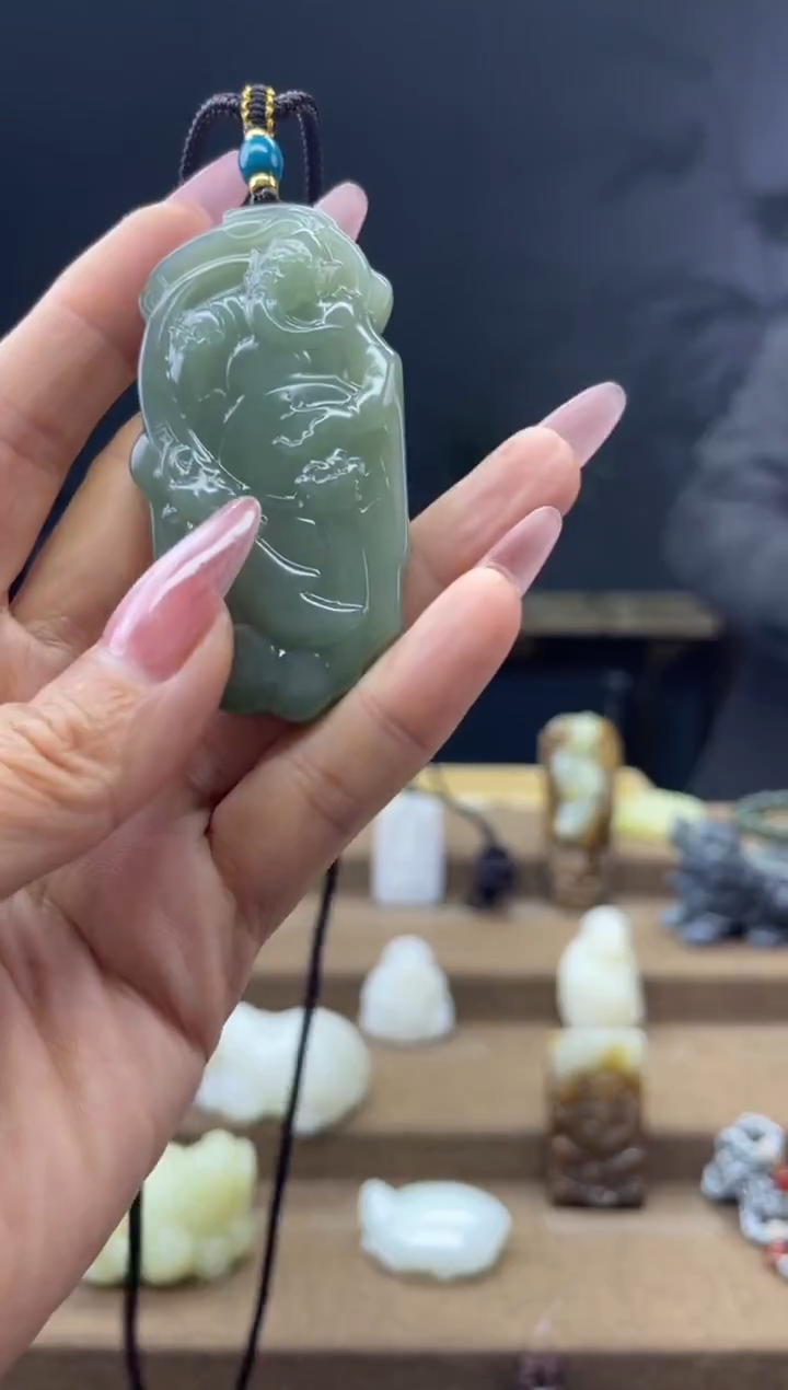 颈饰未镶嵌和田玉1