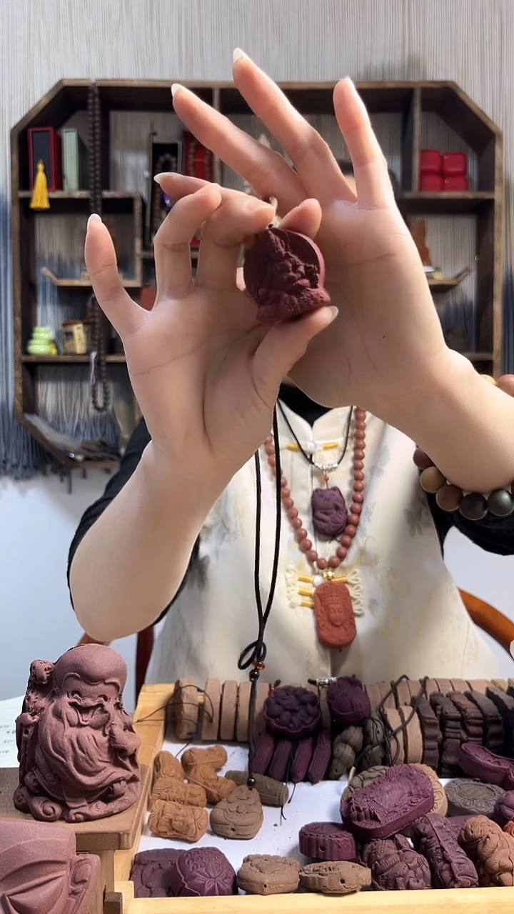 【闪购商品】泥塑朱小砂大四合黄财神