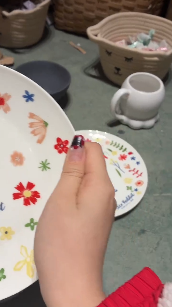 瓷152 盘子 瑕疵