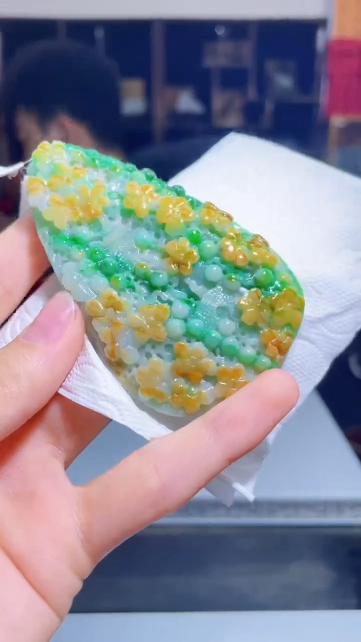 【闪购商品】翡翠吊坠(不含链)未镶嵌D73