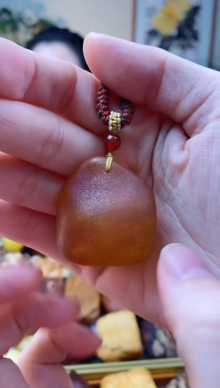 【闪购商品】琥珀颈饰未镶嵌吊坠