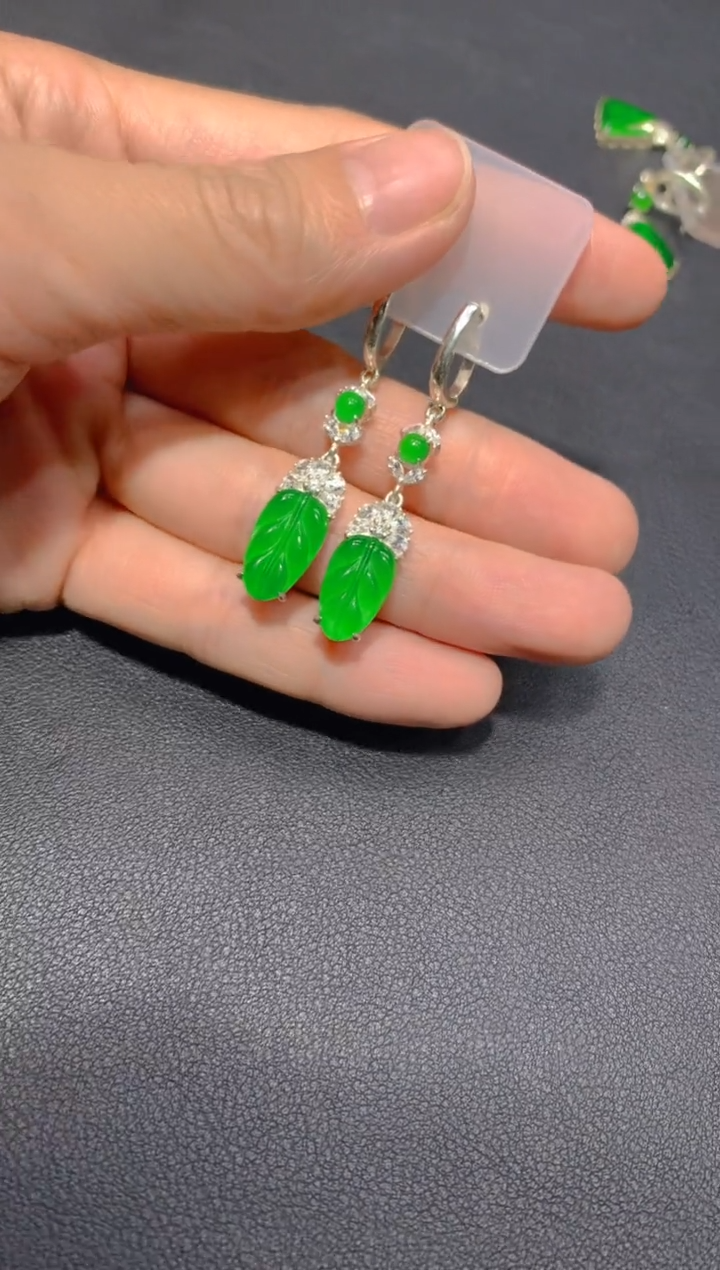 【闪购商品】定制翡翠未镶嵌59多样性发货(发其一）