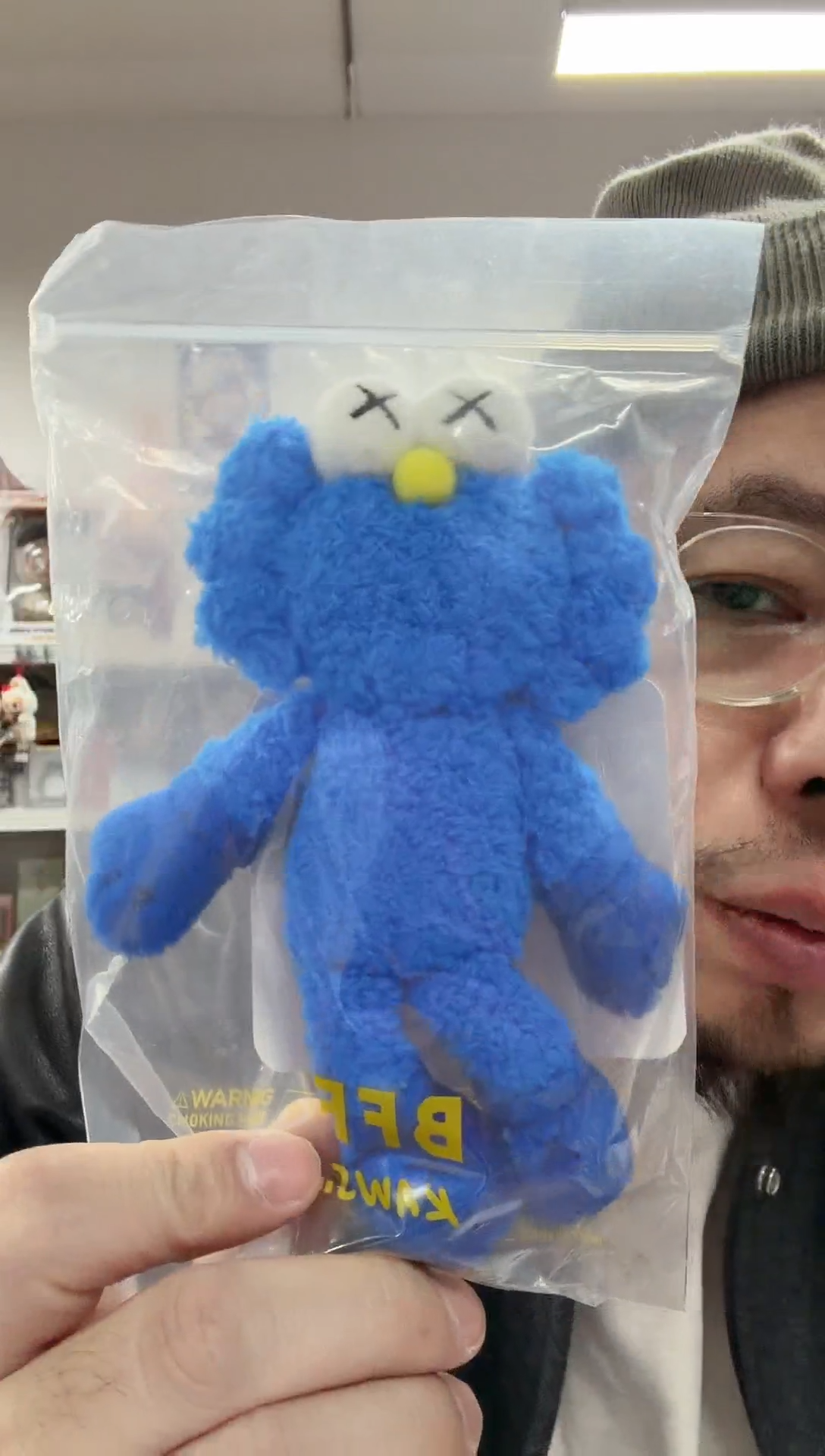 静态1kaws蓝bff毛绒挂件一个