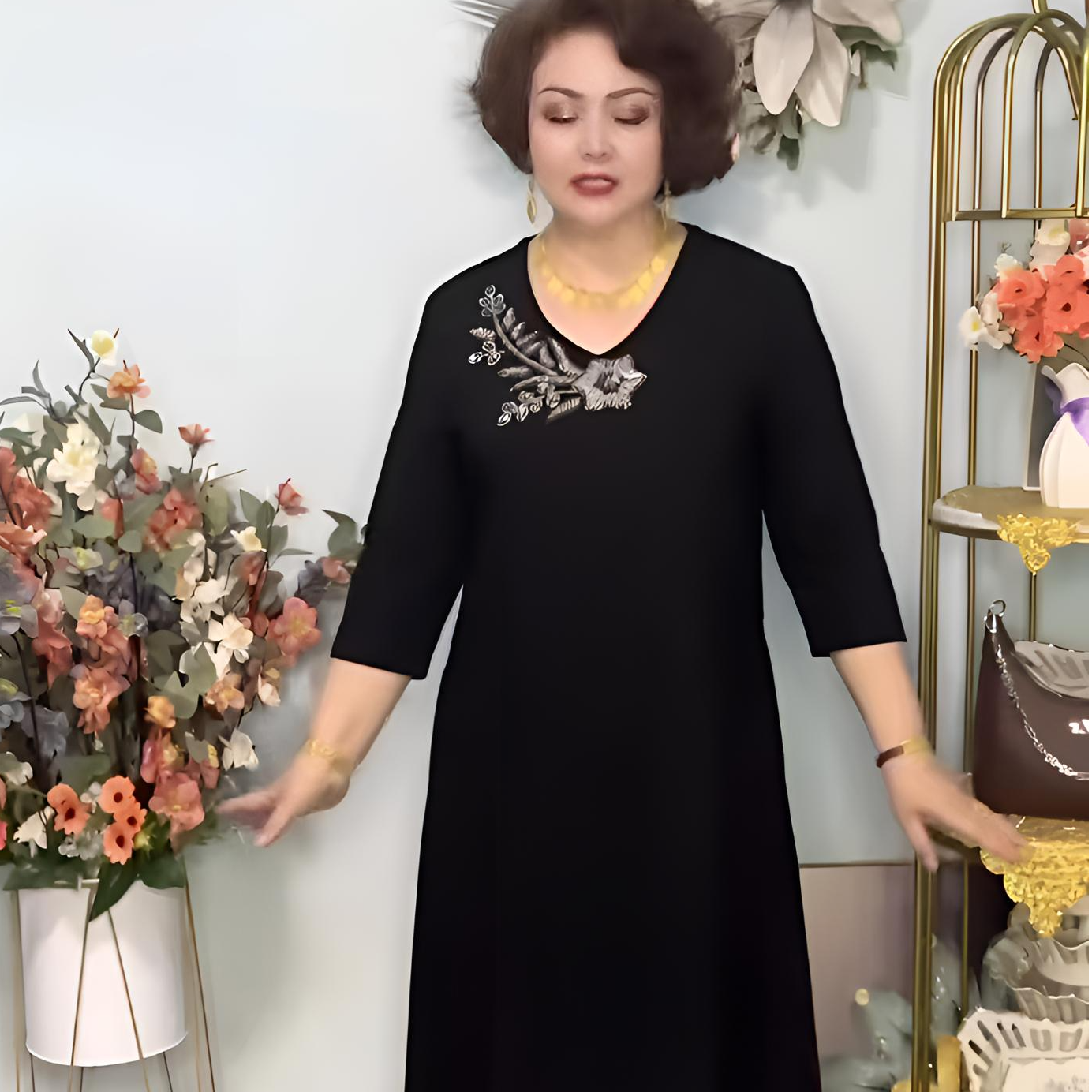 U型领秋季圆领连衣裙时尚中袖国风夏季女装打底中长款休闲