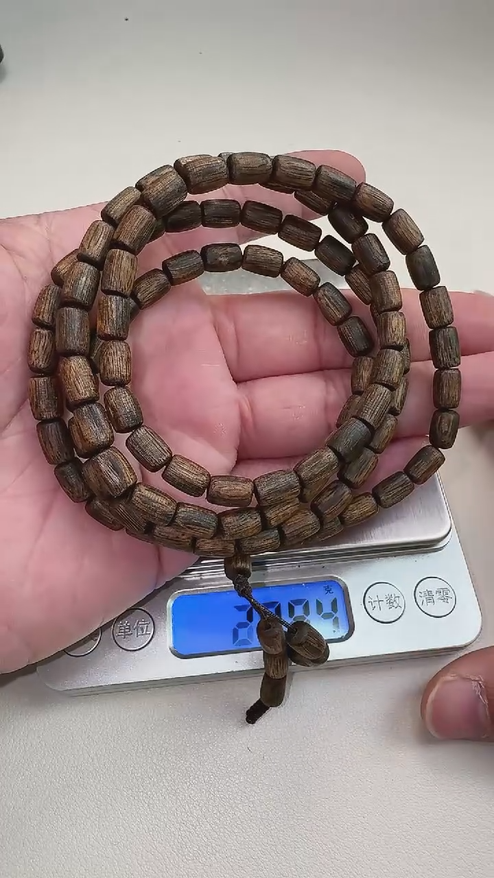 【闪购商品】沉香手串沉水浮醇化树心油桶珠多圈
