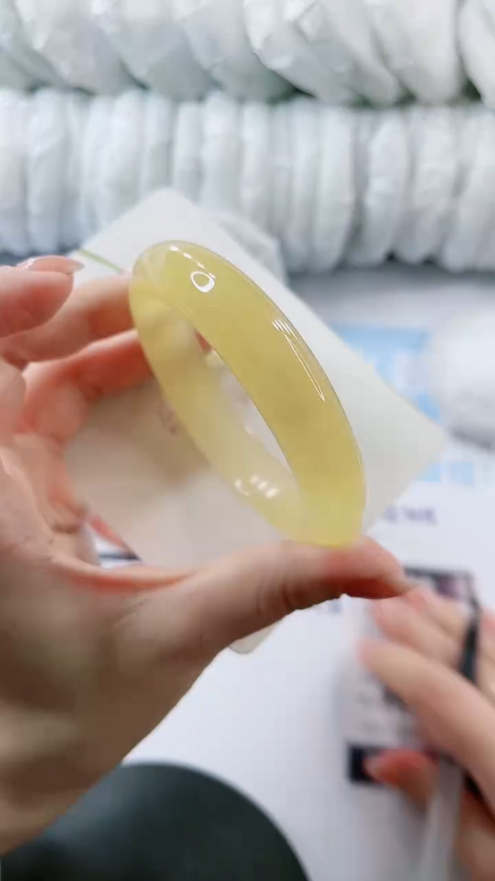 【闪购商品】石英质玉手镯未镶嵌多样性发货V186