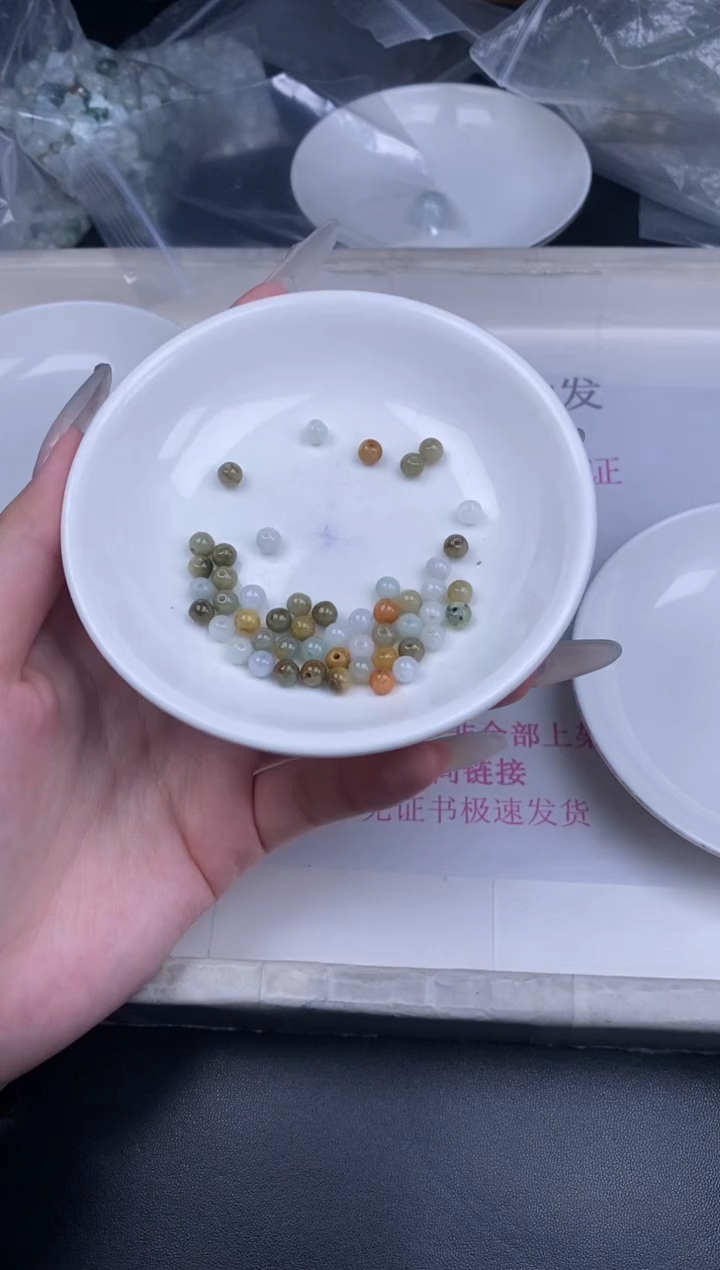 颈饰未镶嵌翡翠散珠批发DIY多样性发货