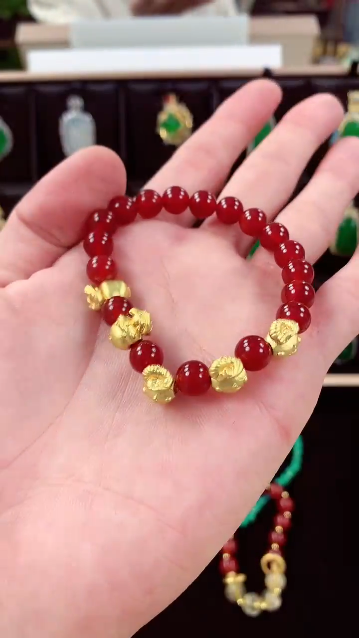 【闪购商品】玛瑙/玉髓手链未镶嵌五福手串红
