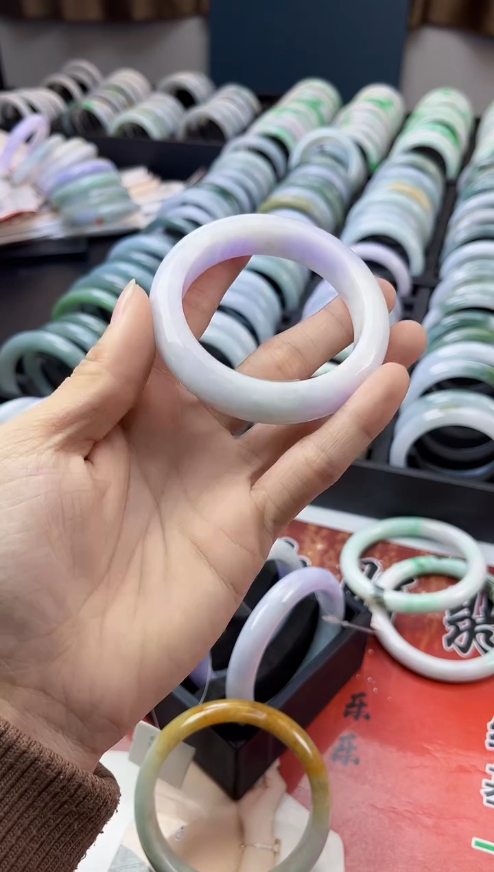 【闪购商品】翡翠手镯未镶嵌翡翠1
