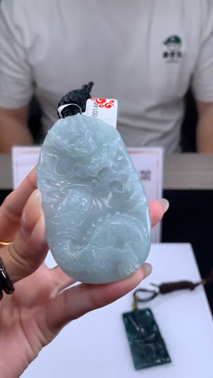 【闪购商品】定制翡翠未镶嵌不退不换CMH1件-A