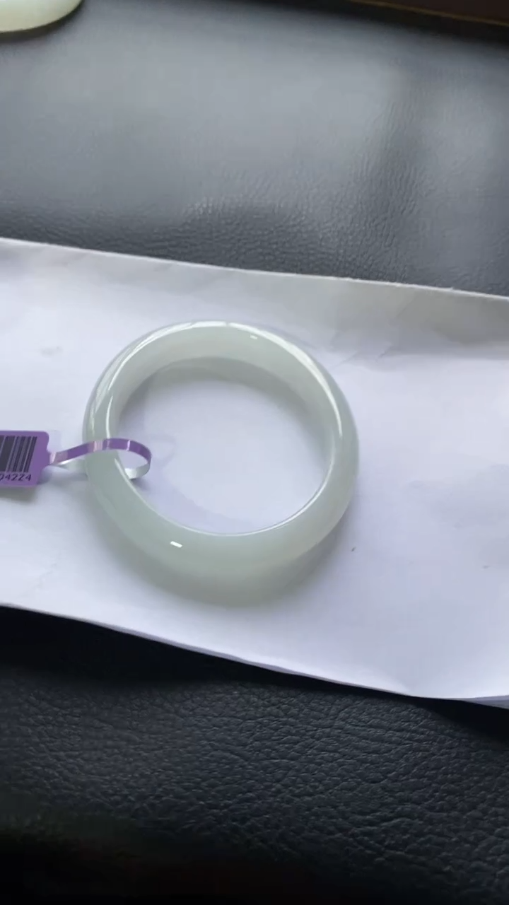 翡翠手镯未镶嵌贵妃2号