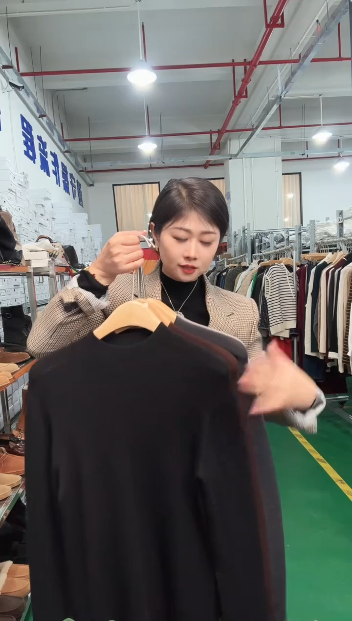 喜欢的姐妹去拍  黑色 L 