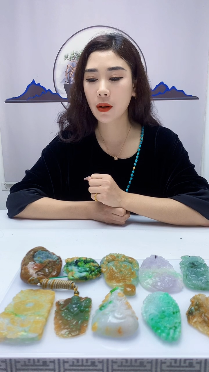 【闪购商品】定制翡翠未镶嵌4829ms-毛货挂件