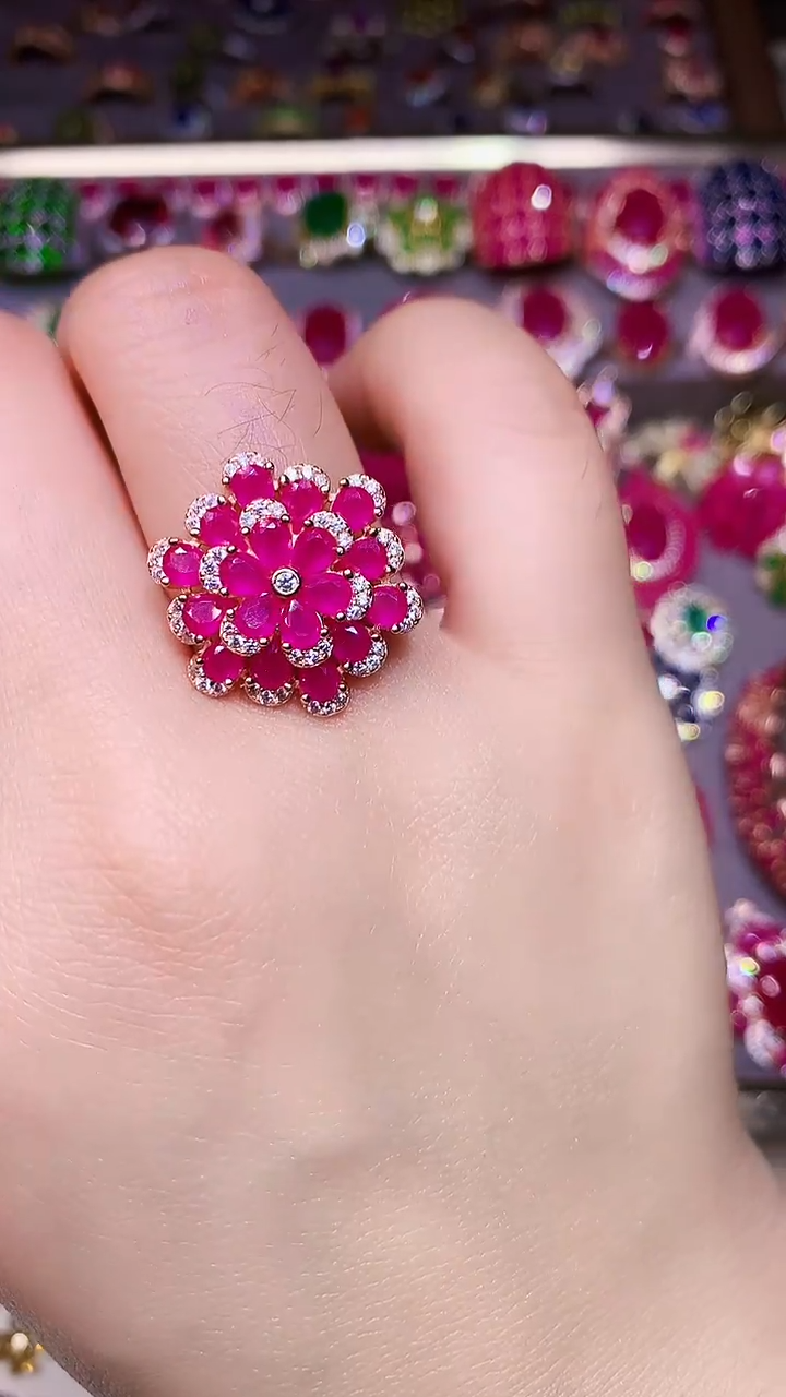 银S925镶嵌戒指红宝石....