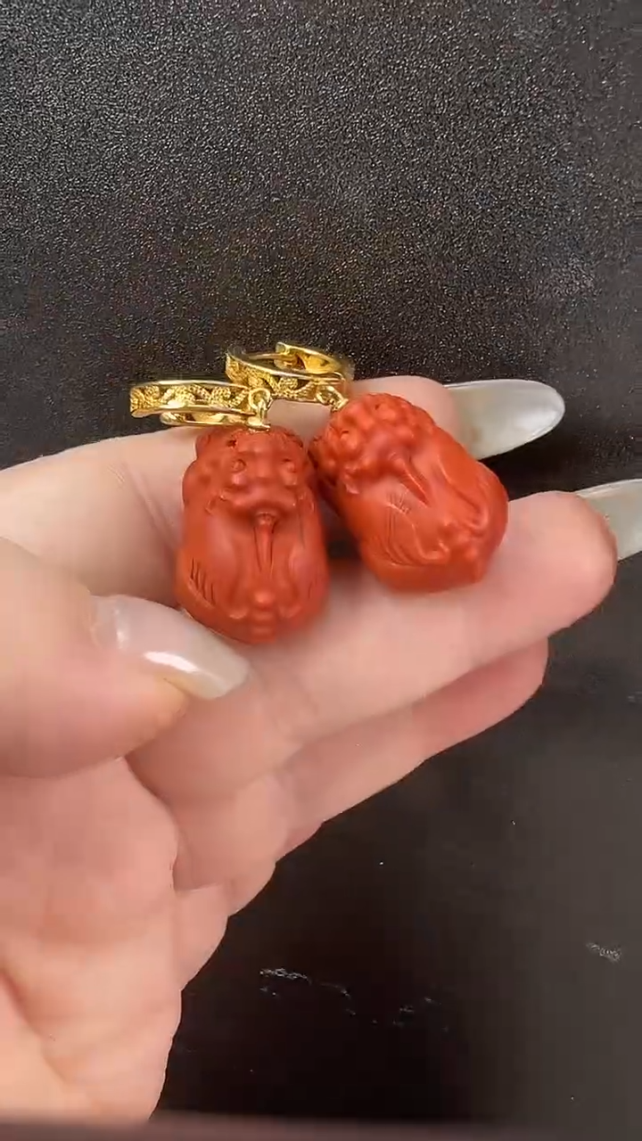 颈饰未镶嵌南红玛瑙耳环