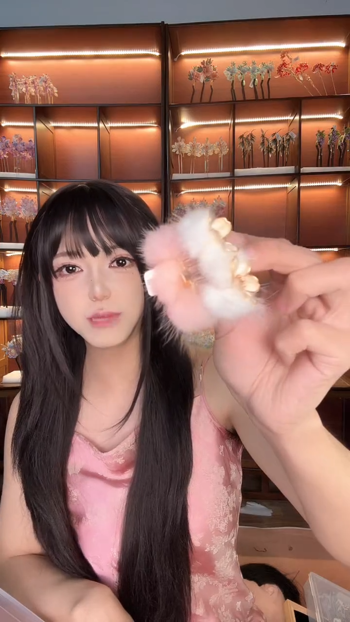 合金无 743 单只 【粉白ab面】非遗绒花 小抓夹