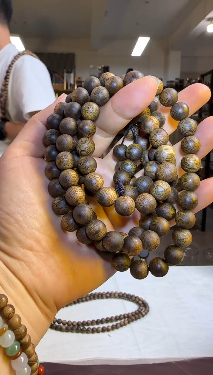 沉香手串沉水浮香港绿棋乌身圆叶正圆珠9mm108颗44g+多样性发1