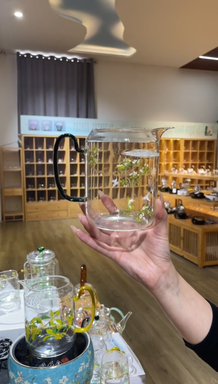 手工艺品玻璃遇器大月牙公杯梨花白燕