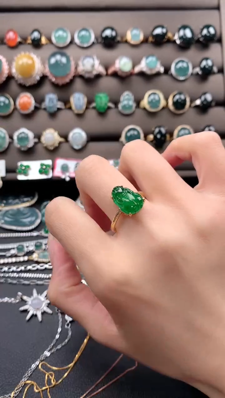 【闪购商品】翡翠戒指银S925镶嵌13131