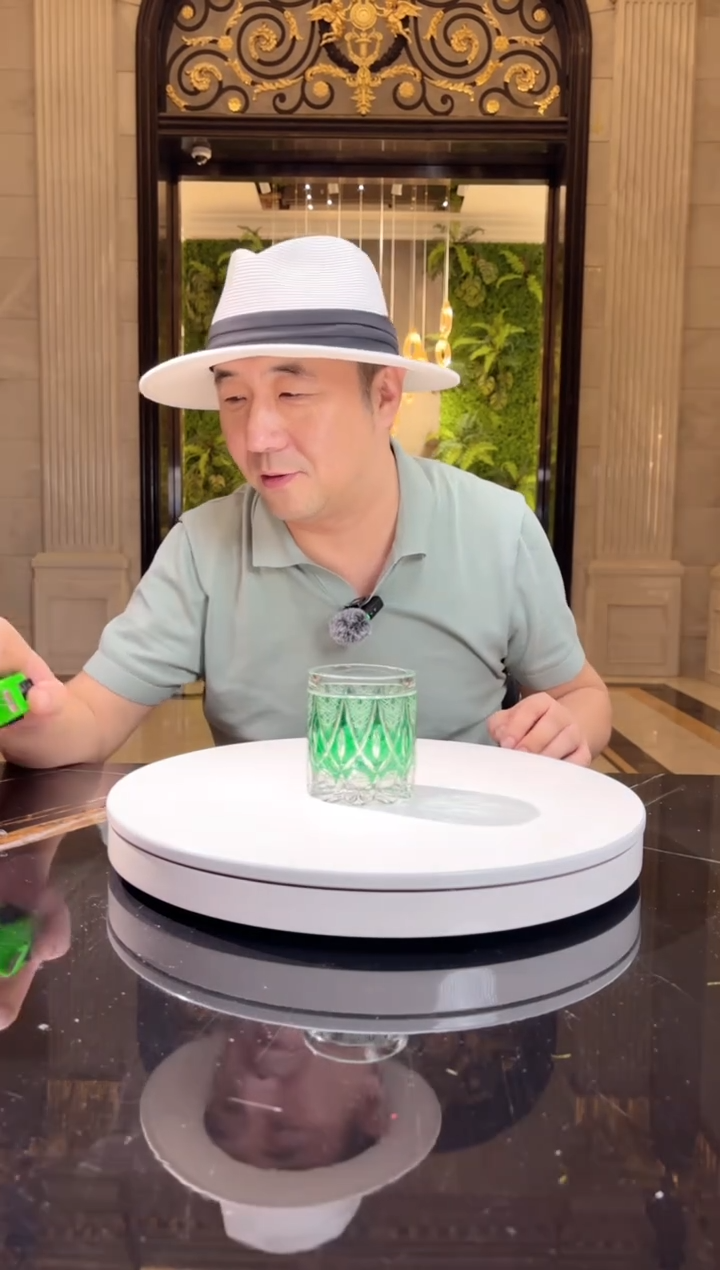 茶宠AJ06090祖母绿刻花威士忌杯