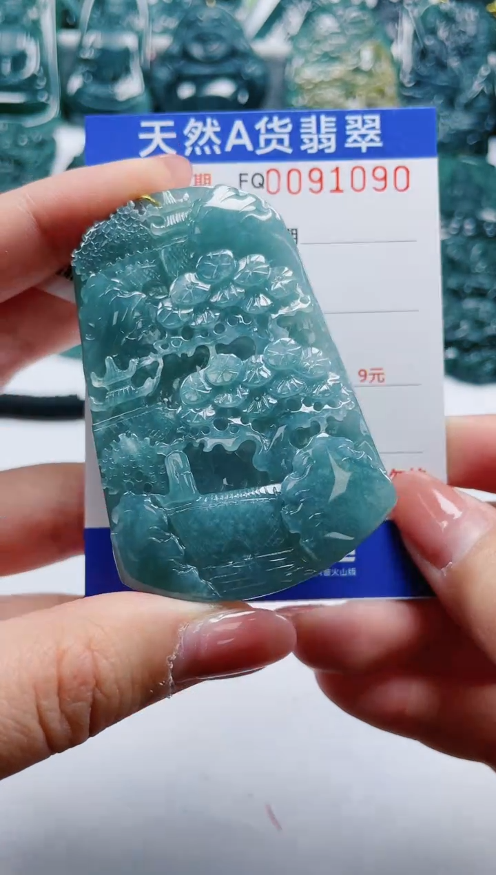 【闪购商品】翡翠颈饰未镶嵌          