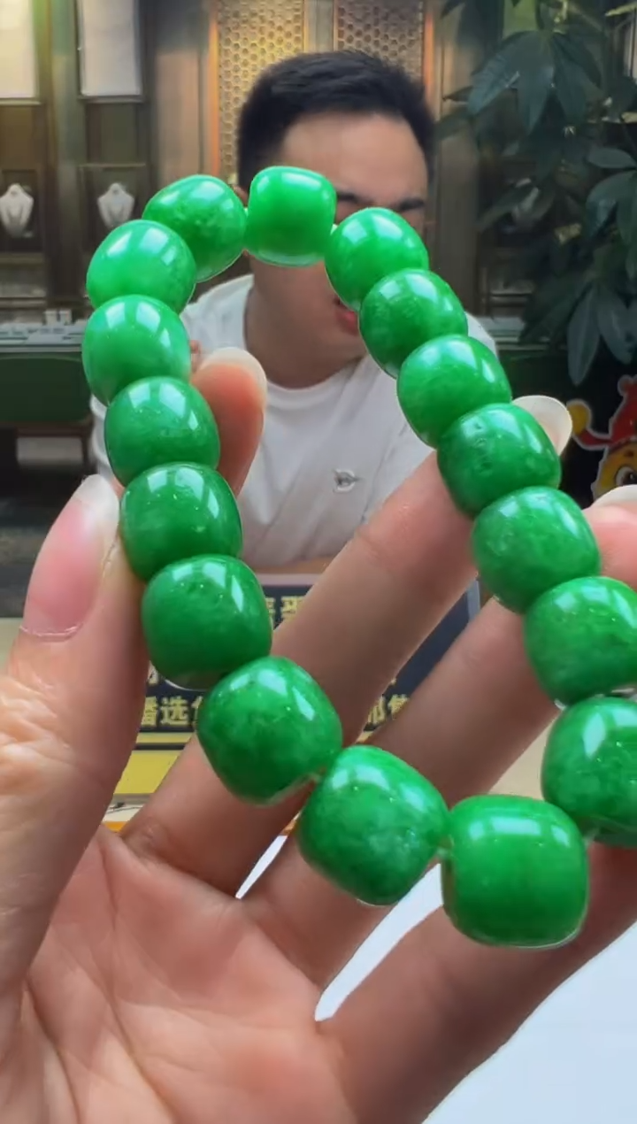 翡翠未镶嵌颈饰FA2025-5-27-210