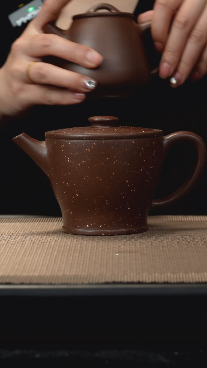 茶壶紫砂紫泥铺砂/瓦缸320c