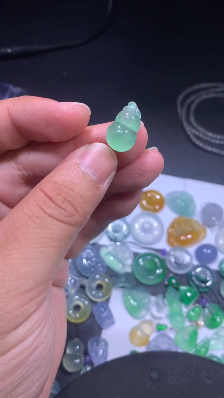 颈饰未镶嵌翡翠葫芦