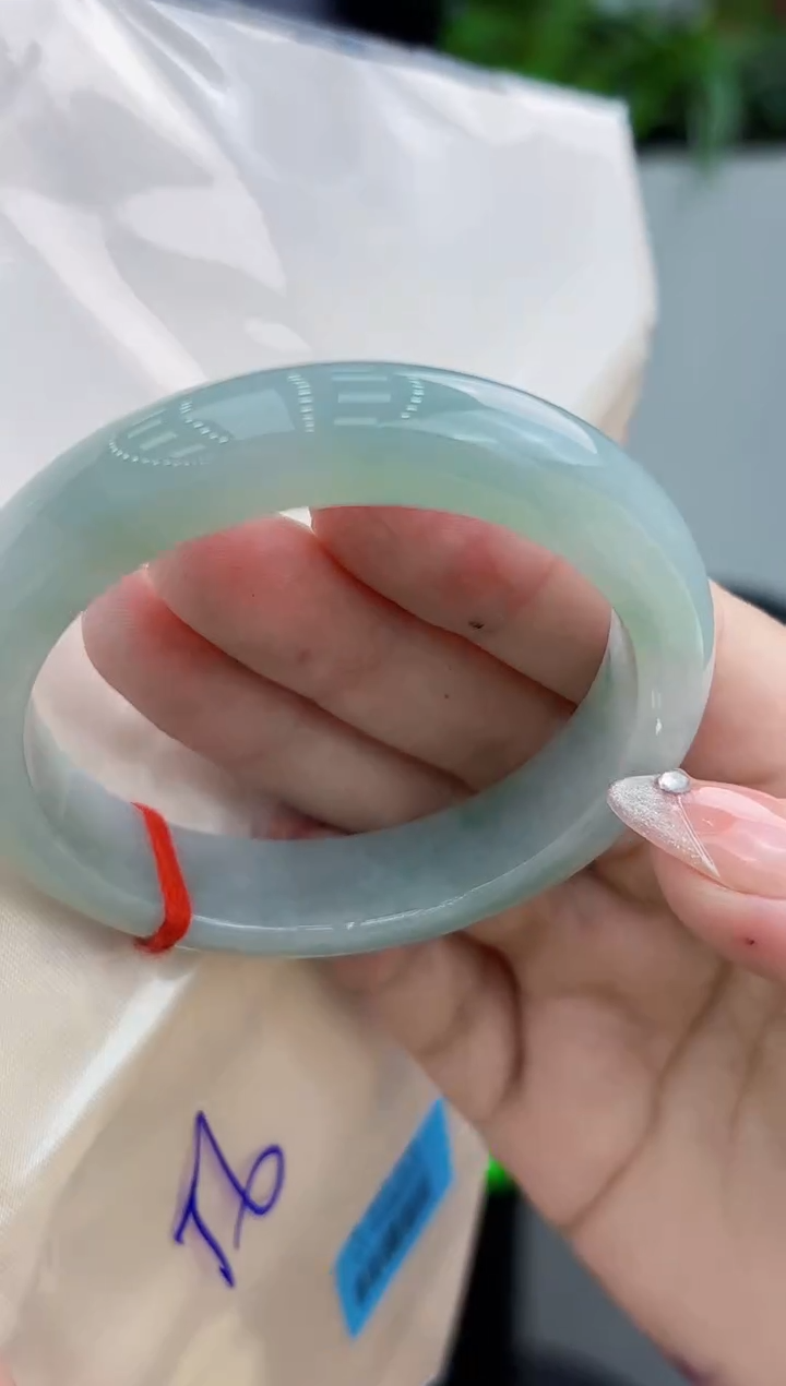 【闪购商品】翡翠手镯未镶嵌翡翠手镯