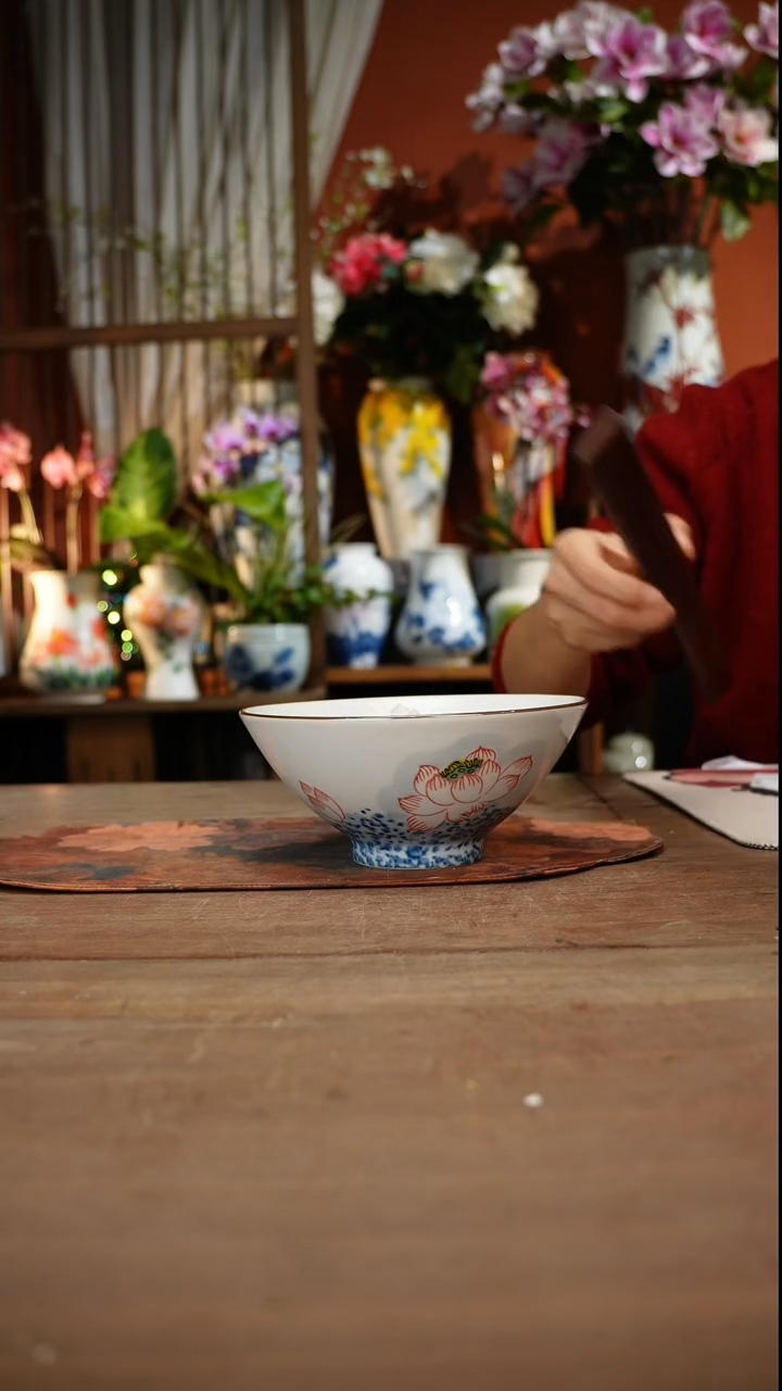 当代高温釉下彩手绘陶瓷餐具