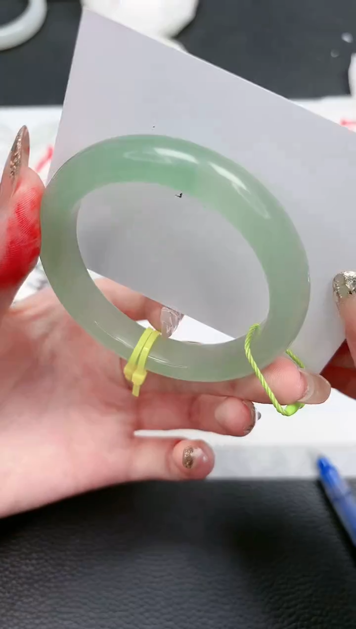 【闪购商品】石英质玉手镯未镶嵌306-54.6