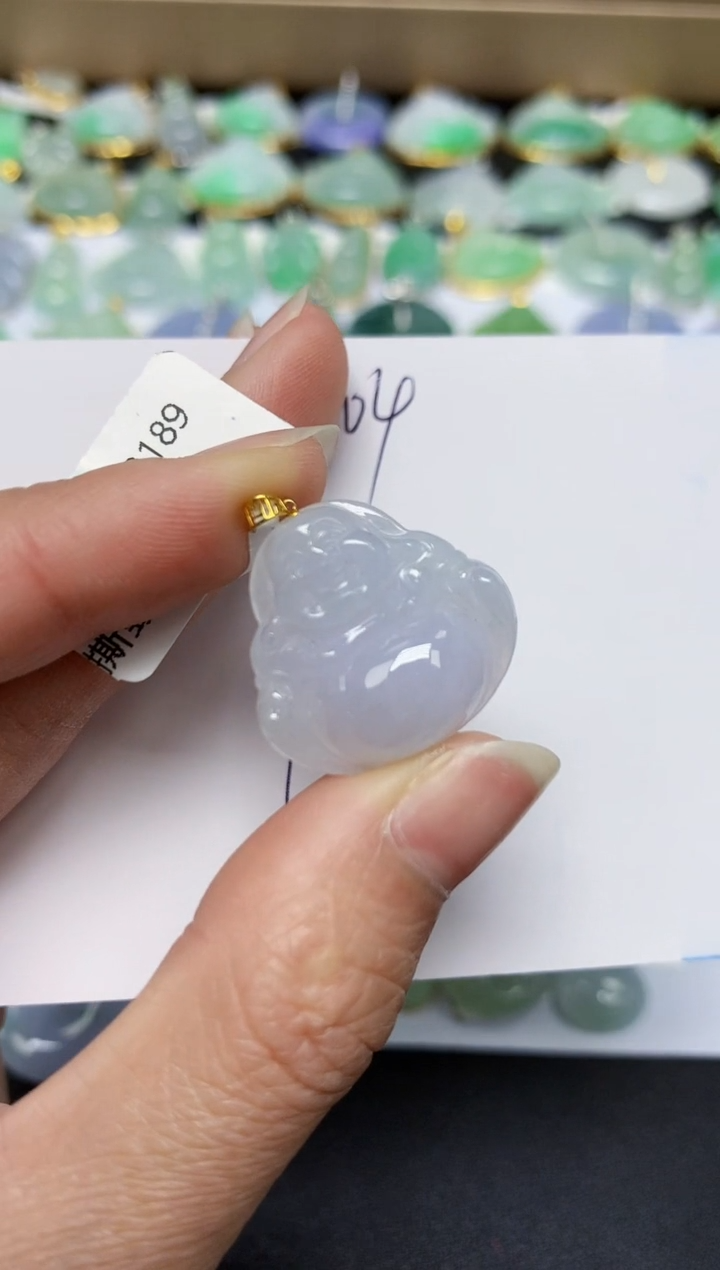 翡翠18K金镶嵌颈饰 天然翡翠A货