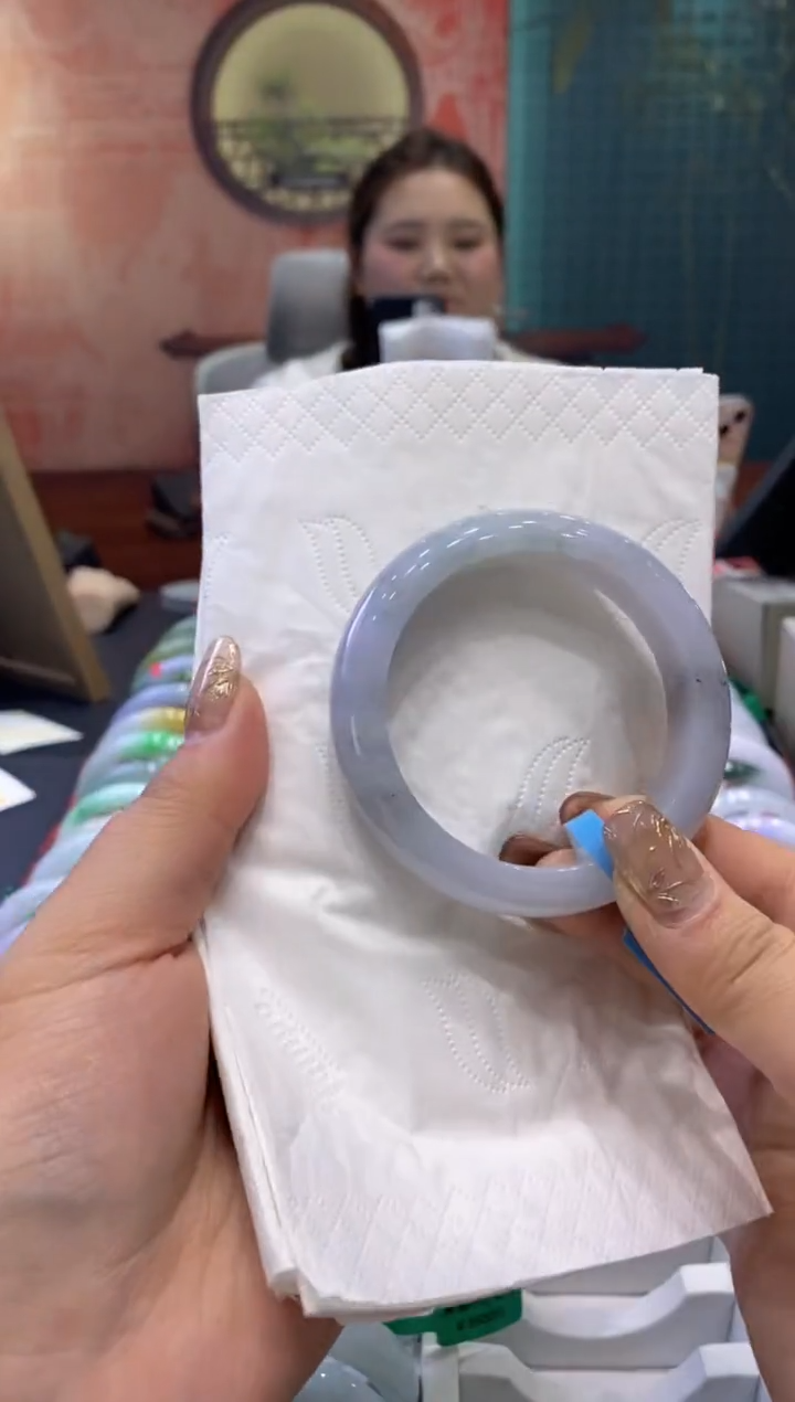 【闪购商品】翡翠手镯未镶嵌多人005398