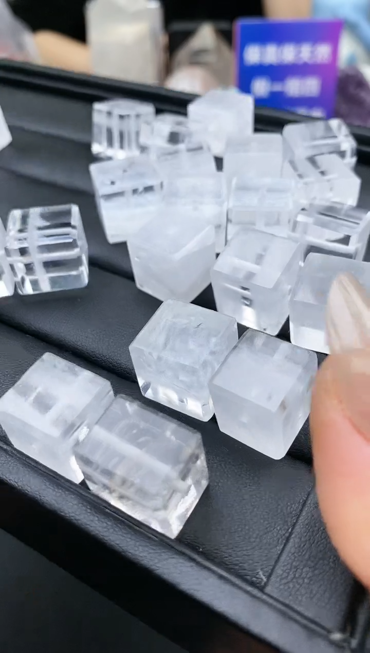 【闪购商品】水晶吊坠(不含链)未镶嵌174a多样性发其一/1.31/1个