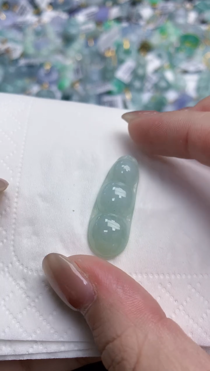 【闪购商品】翡翠颈饰未镶嵌天然缅甸翡翠A货