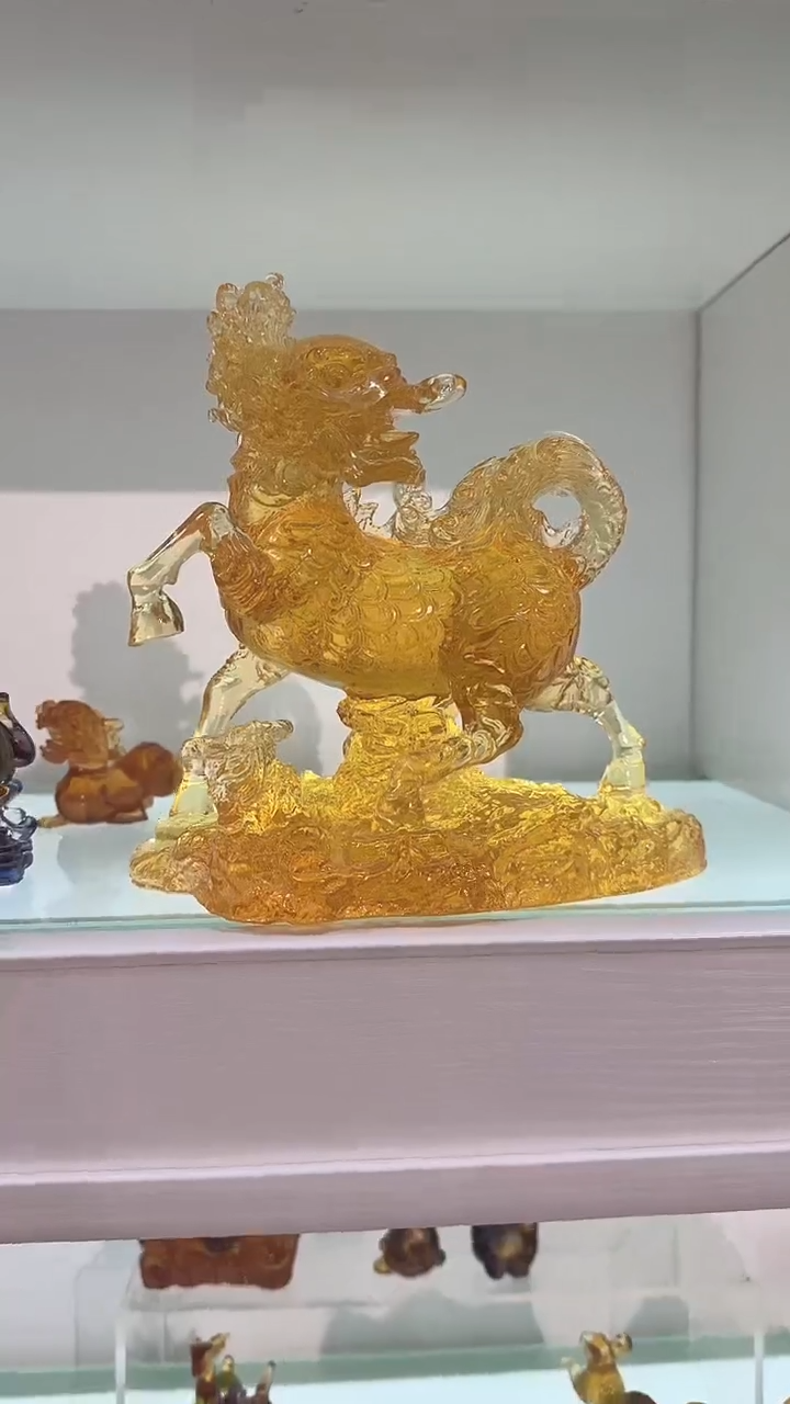 手工艺品琉璃金色麒麟