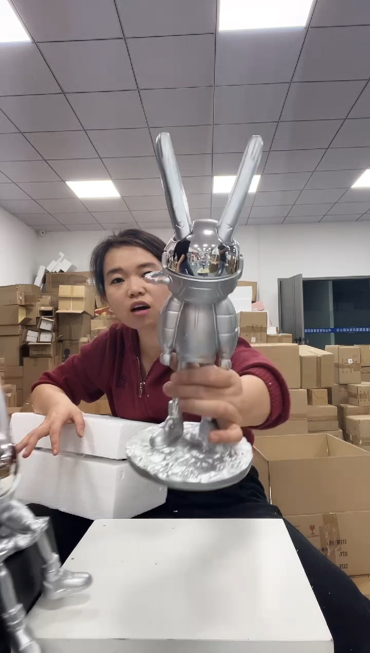树脂小号银色星际兔
