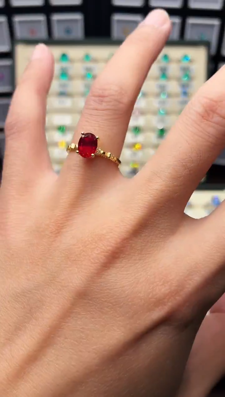 银S925镶嵌戒指红宝石222