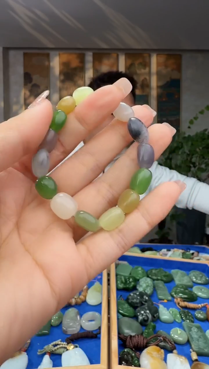 颈饰未镶嵌和田玉拍一发一