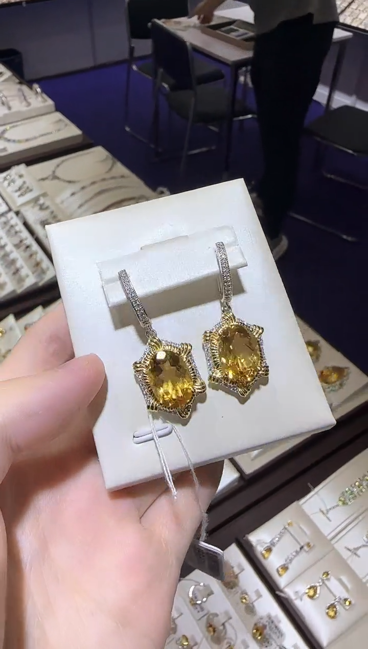 【闪购商品】黄晶耳饰银S925镶嵌10*14mm耳扣