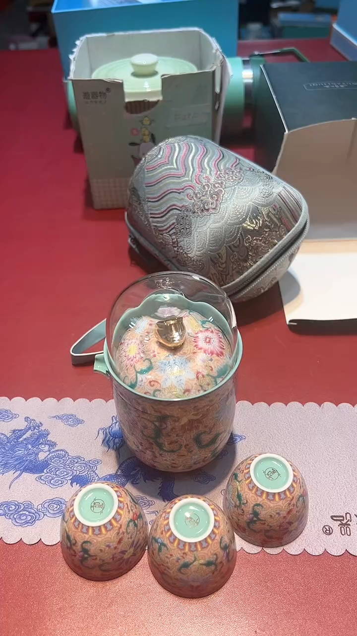 【闪购商品】瓷片锅碗瓢盆一件不剩