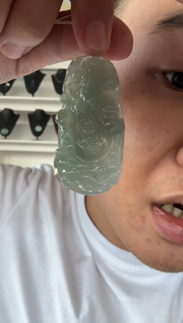 翡翠未镶嵌颈饰天然翡翠A货孤品一件