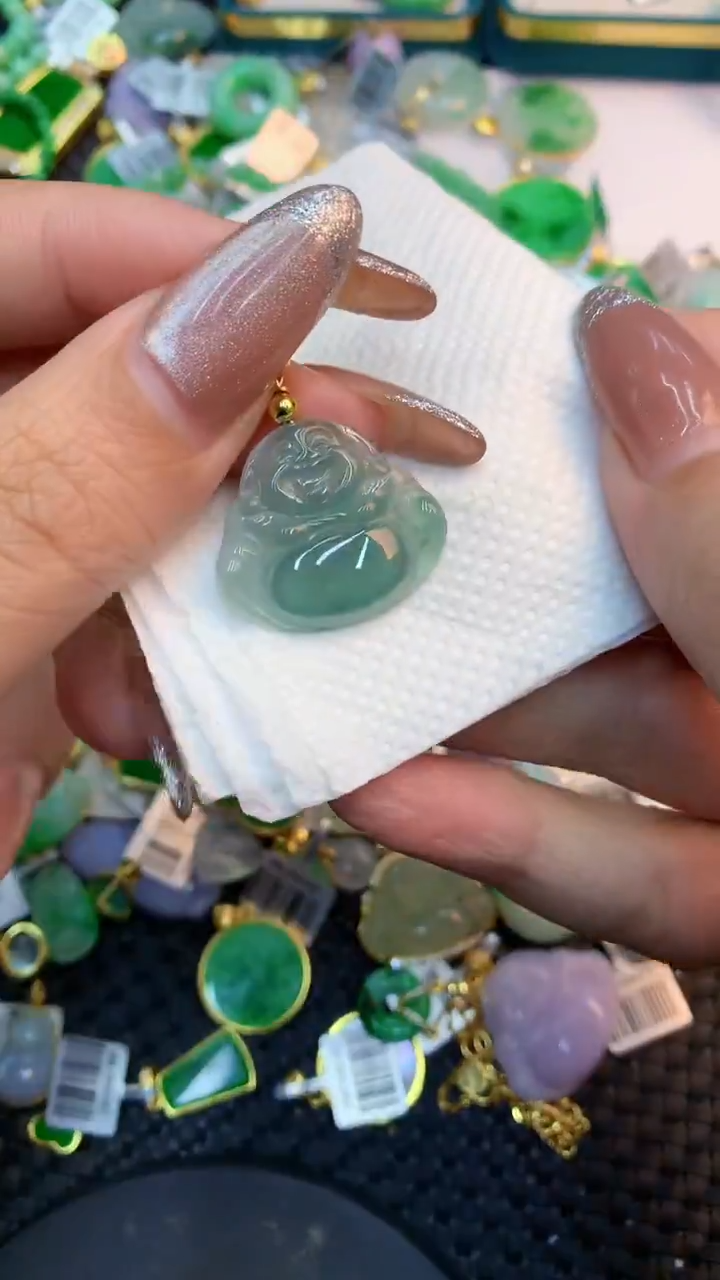 颈饰未镶嵌翡翠1