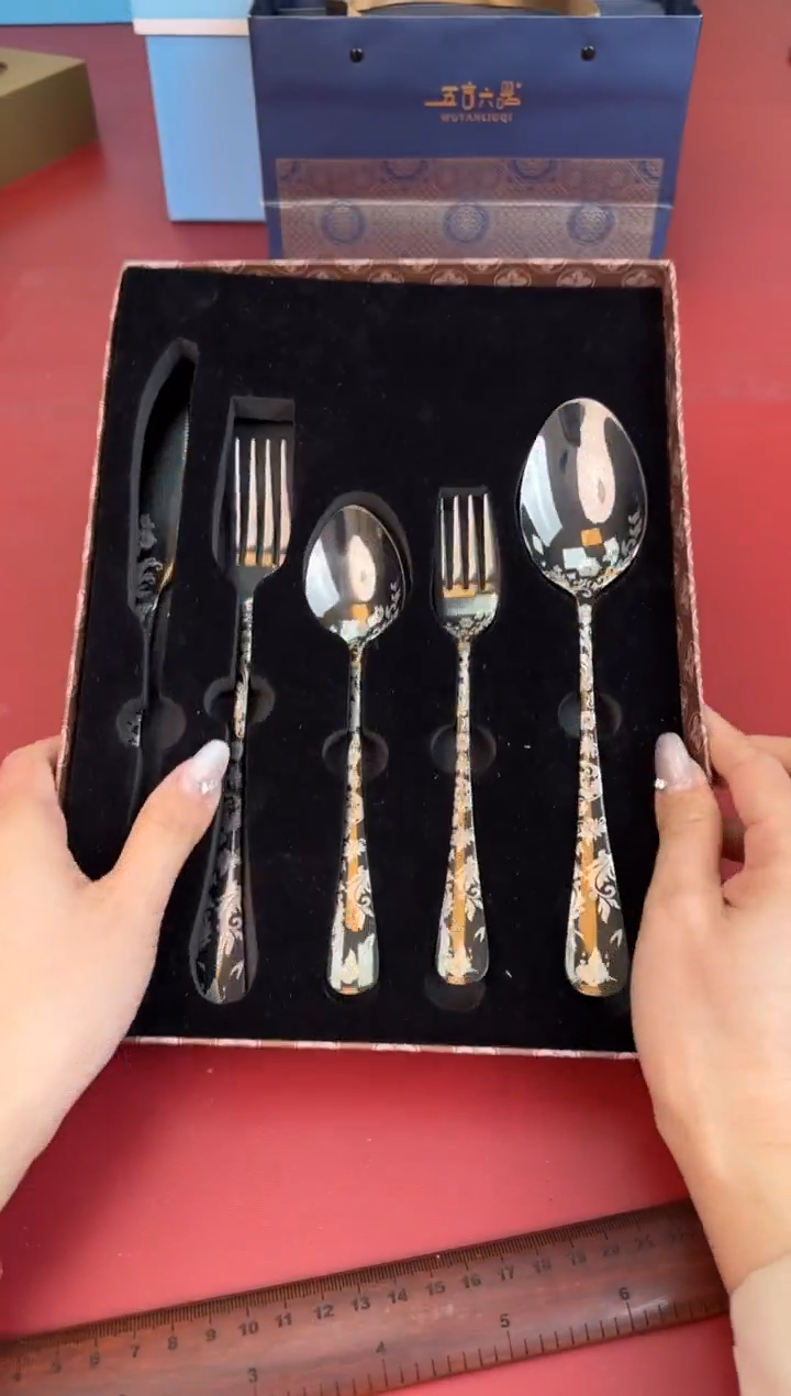 【闪购商品】瓷片正午瓷缘 臻品源泉@@8P22