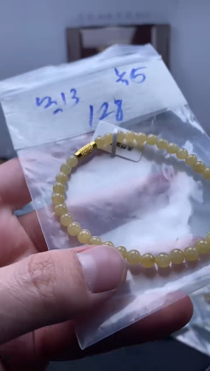 未镶嵌定制翡翠天然翡翠珠子