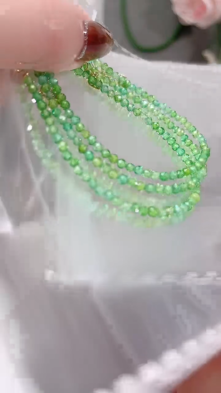 银S925镶嵌手链尖晶石深浅49