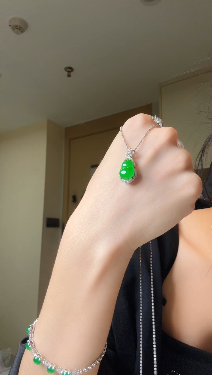 翡翠银S925镶嵌吊坠(不含链)天然翡翠吊坠